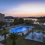 Contessa Del Mar In For 7 People Only 200 Meters From The & Pet Friendly Вілла