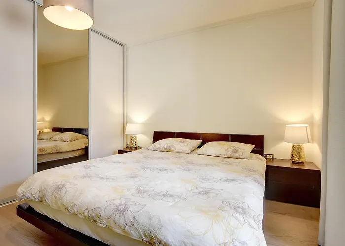 Villa Contessa Del Mar In For 7 People Only 200 Meters From The & Pet Friendly Pula